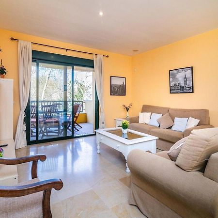 Spacious Apartment In มาร์เบยา ภายนอก รูปภาพ