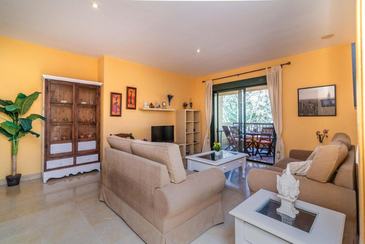 Spacious Apartment In มาร์เบยา ภายนอก รูปภาพ