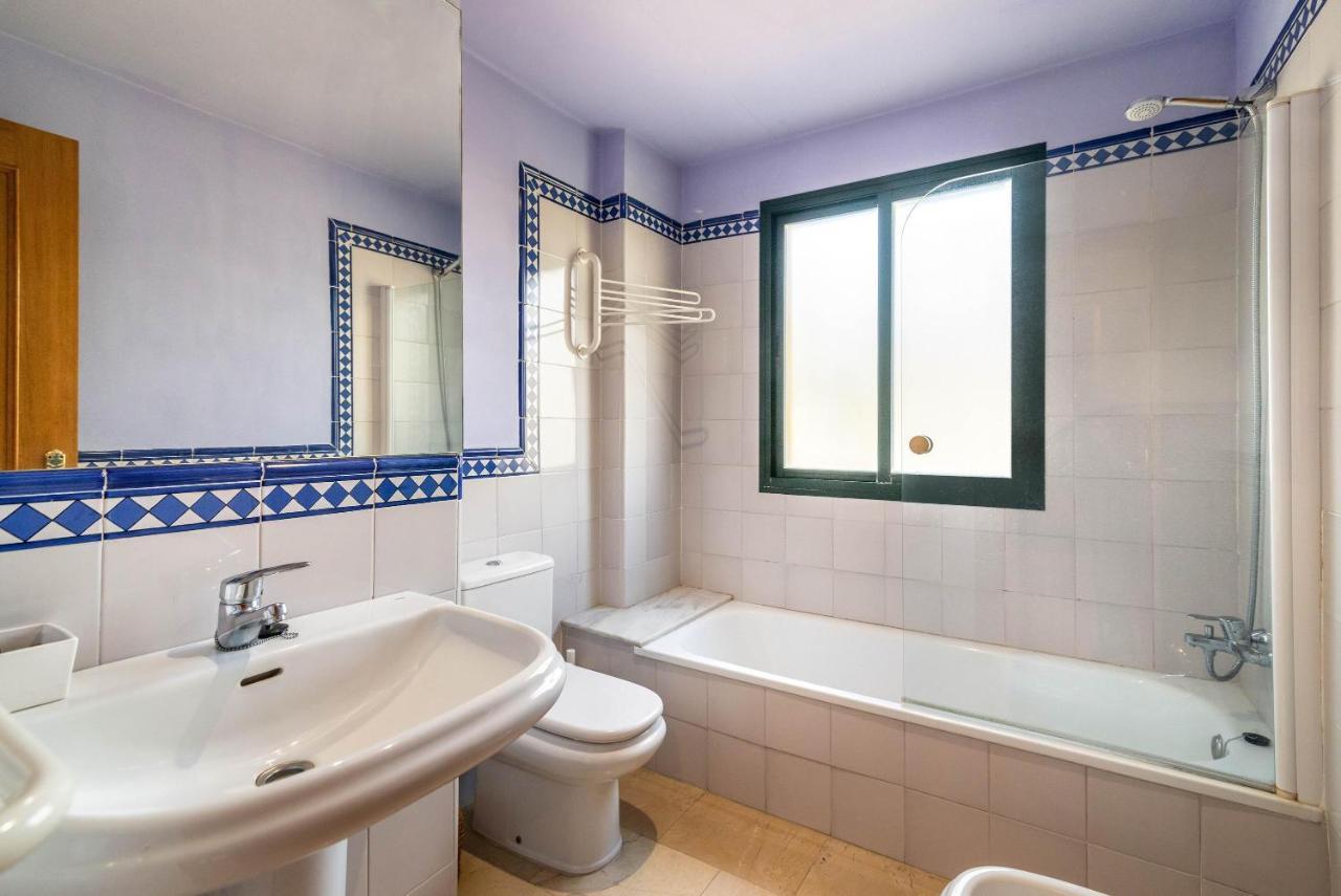Spacious Apartment In มาร์เบยา ภายนอก รูปภาพ